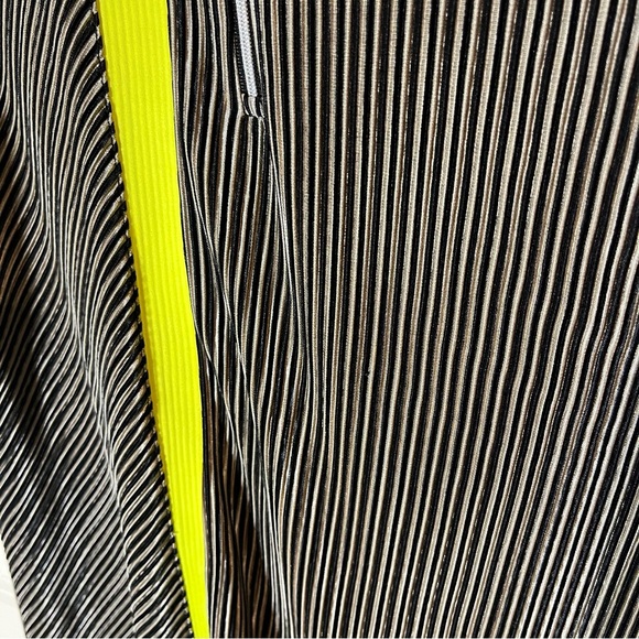 Jamie Sadock Sleeveless Golf Dress Black White Stripe Neon Yellow Zip Front M - Picture 6 of 6